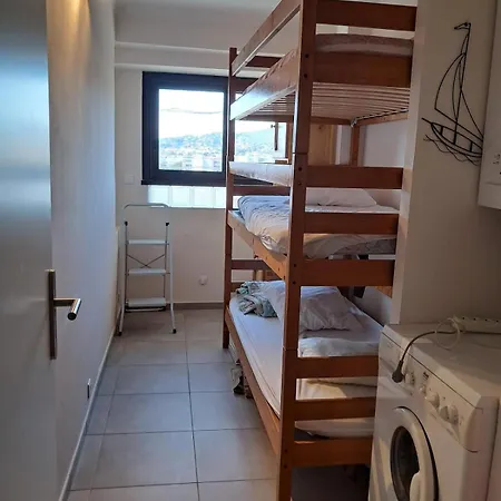 T4, 6 Pers, Vue Mer, 20 M * Le Lavandou