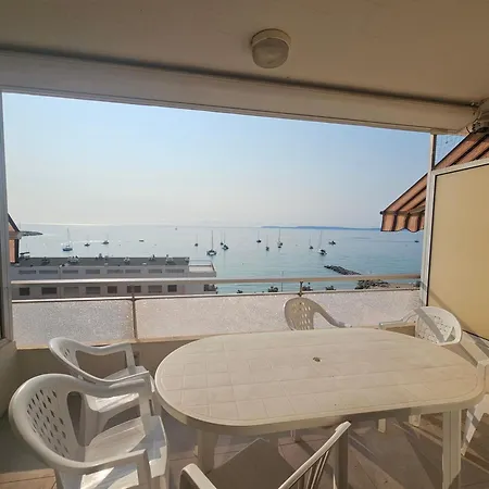 Apartment T4, 6 Pers, Vue Mer, 20 M *