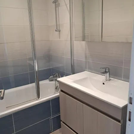 Apartmán T4, 6 Pers, Vue Mer, 20 M Le Lavandou