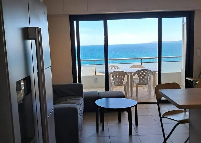 T4, 6 Pers, Vue Mer, 20 M *